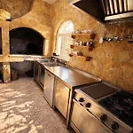 - Pools With A View For 20 Guests ז'סניסה