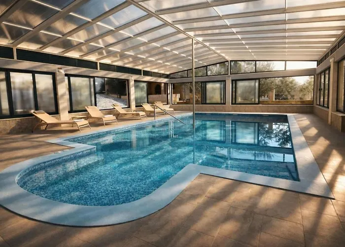 - Pools With A View For 20 Guests * جيسينتسي